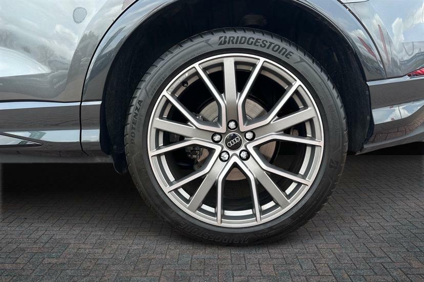 Audi Q3 35 Tfsi Black Edition S Tronic 20 Alloy LS75VAV Grey #5
