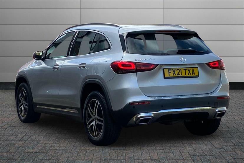 Mercedes-Benz GLA Class 200D Sport FX21TXA Silver #2