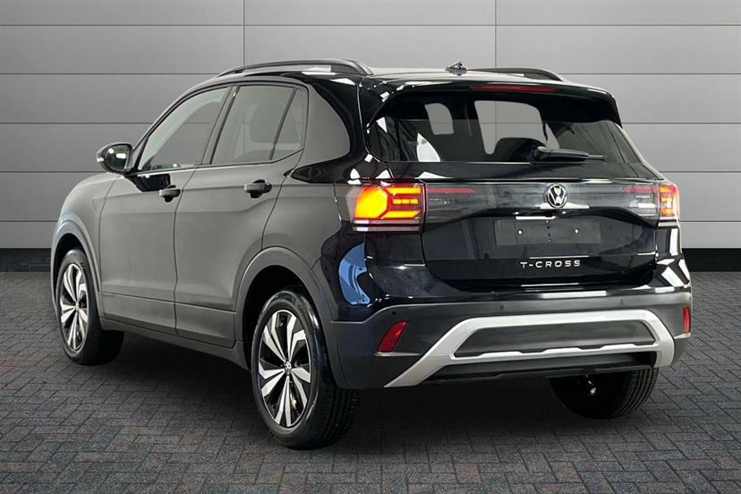 Volkswagen T-Cross 1.0 Tsi Match AU26NYX Black #3