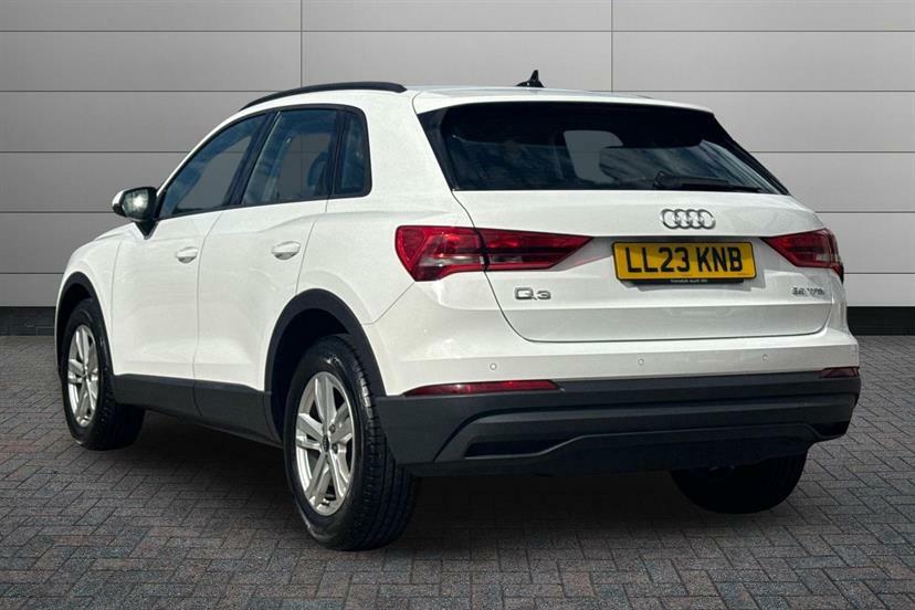 Audi Q3 35 Tfsi Technik S Tronic LL23KNB White #3