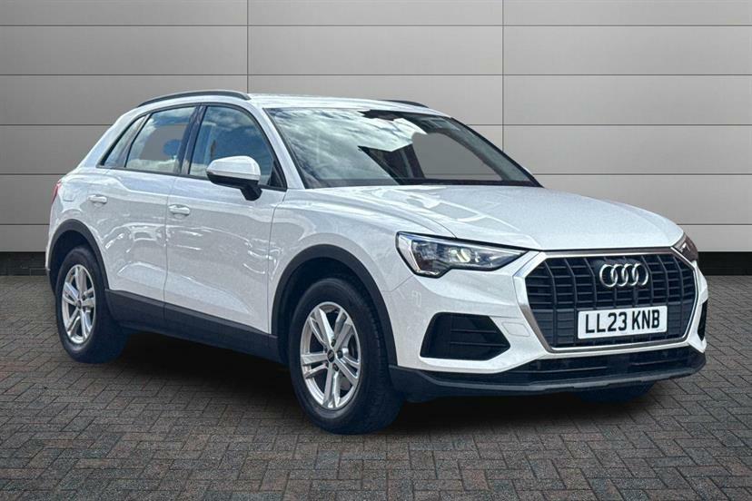 Audi Q3 35 Tfsi Technik S Tronic White