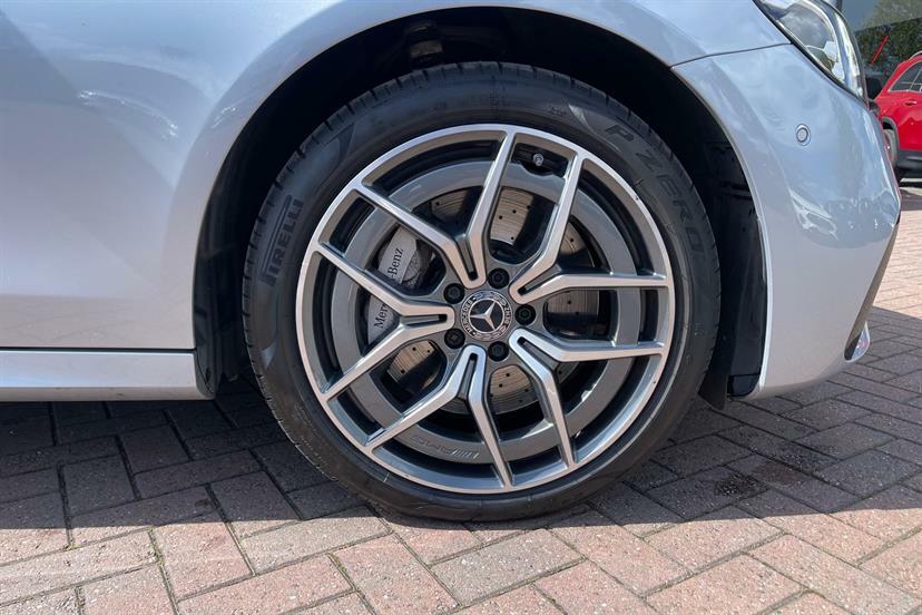 Mercedes-Benz E Class E400d 4Matic Amg Line Premium 9G-tronic Silver #4