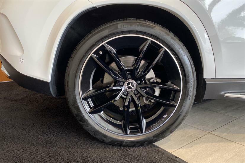 Mercedes-Benz GLE Class 400E 4Matic Amg Line Premium 9G-tronic BU75DHG White #4