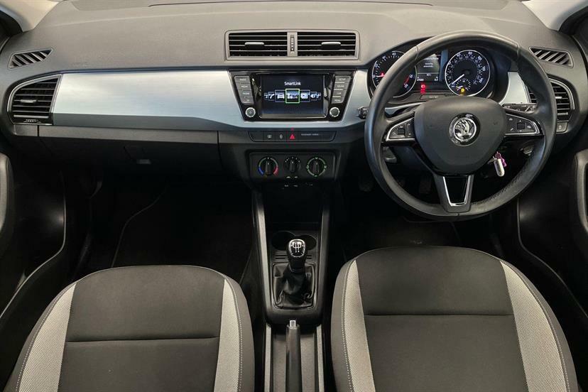 Skoda Fabia 1.0 Tsi Colour Edition LF67XJP Green #6