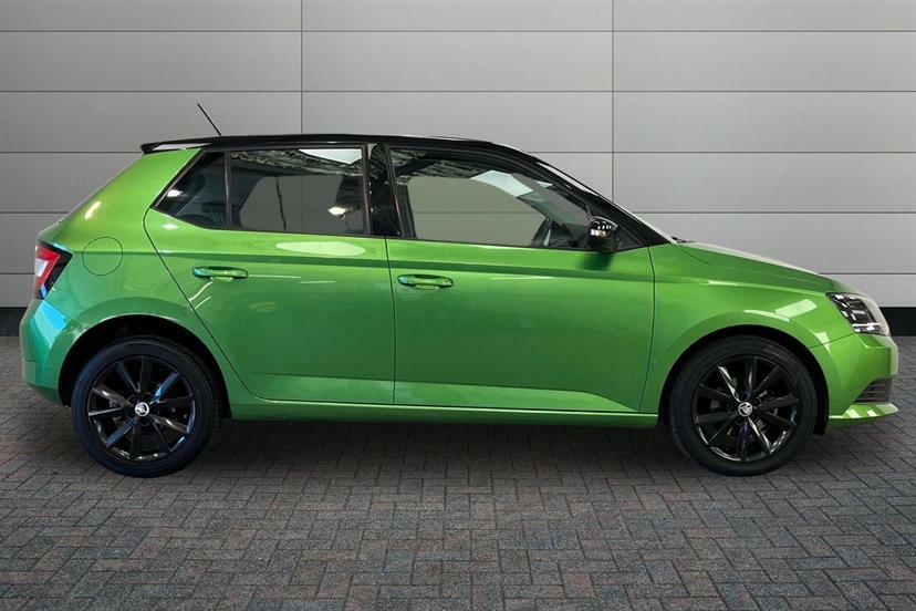 Skoda Fabia 1.0 Tsi Colour Edition LF67XJP Green #4