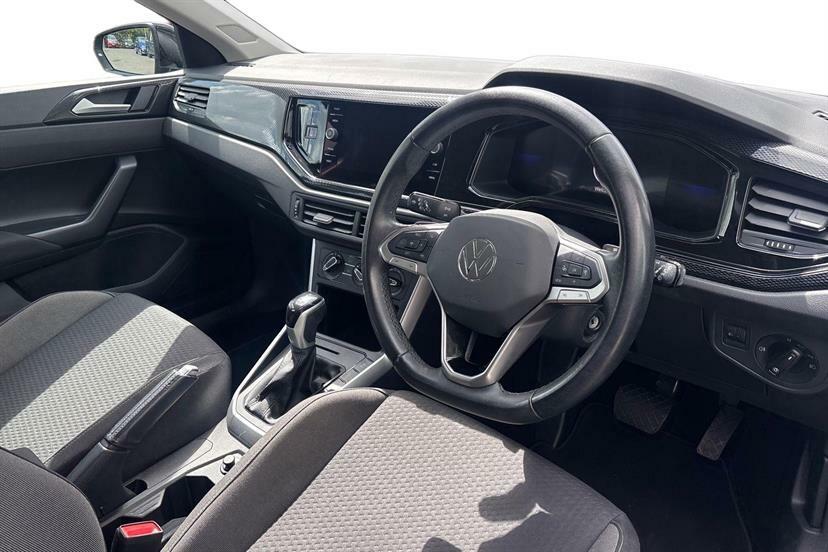 Volkswagen Polo 1.0 Tsi Life Dsg EK73USB Black #6