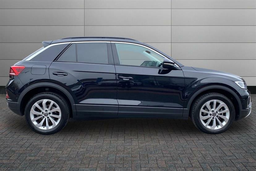 Volkswagen T-Roc 1.5 Tsi Match GL25ZDC Black #4