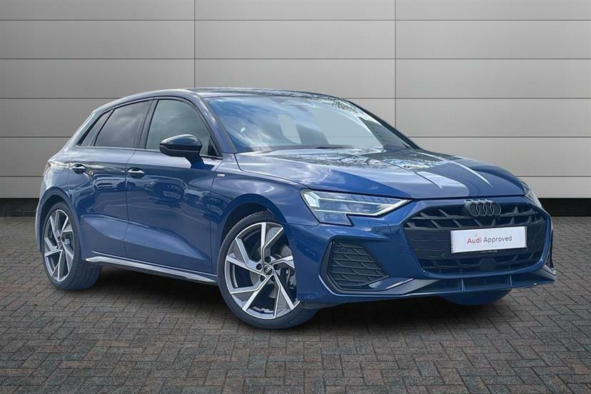 Audi A3 1.5 Tfsi 150 Black Edition Tech Pack Blue