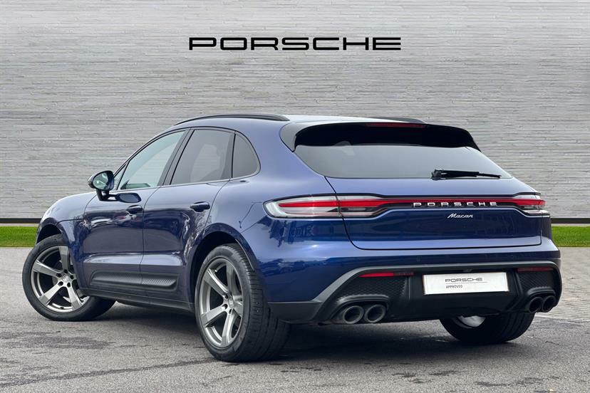 Porsche Macan 5dr Pdk AO24GVC Blue #2