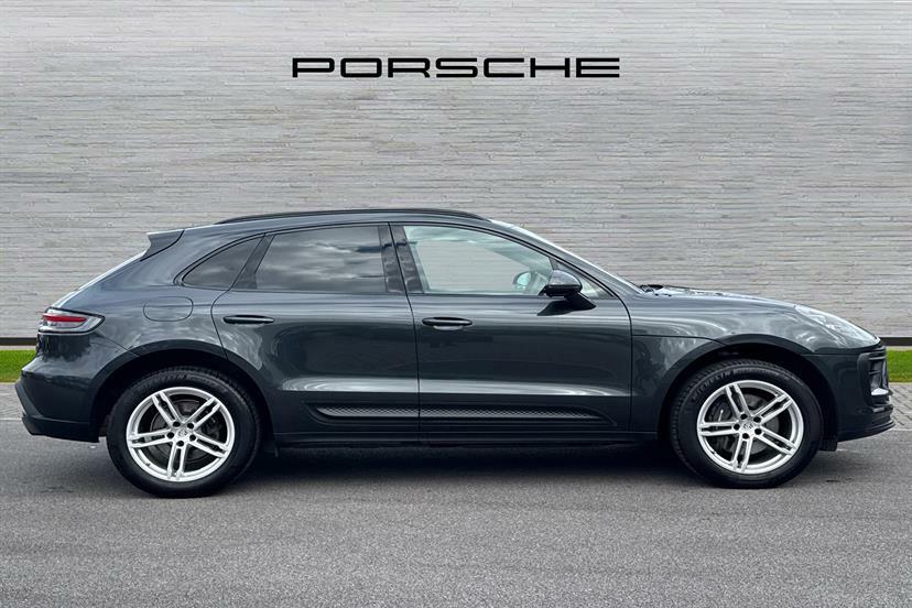 Porsche Macan 5dr Pdk RE74UZO Grey #3