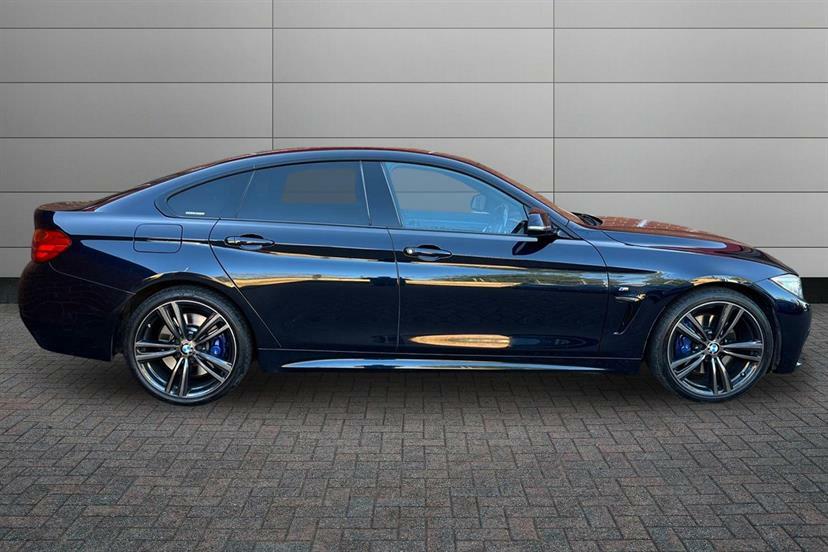 BMW 4 Series 420D 190 M Sport Professional Media Black #4