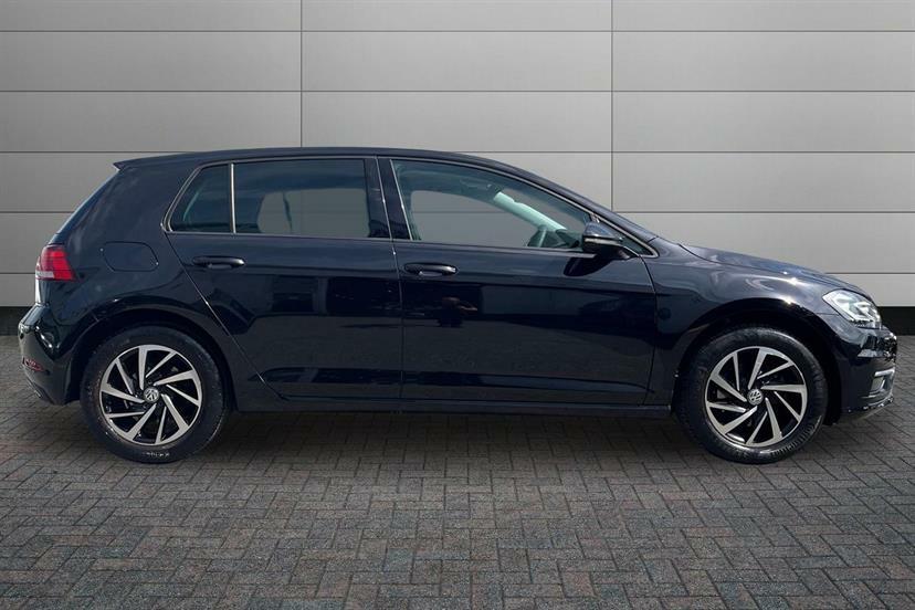 Volkswagen Golf 1.5 Tsi Evo 150 Match Edition Black #4