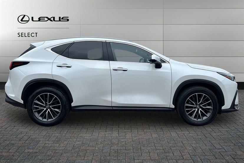 Lexus NX 350H 2.5 E-cvt Premium Pack GX71DWL White #4