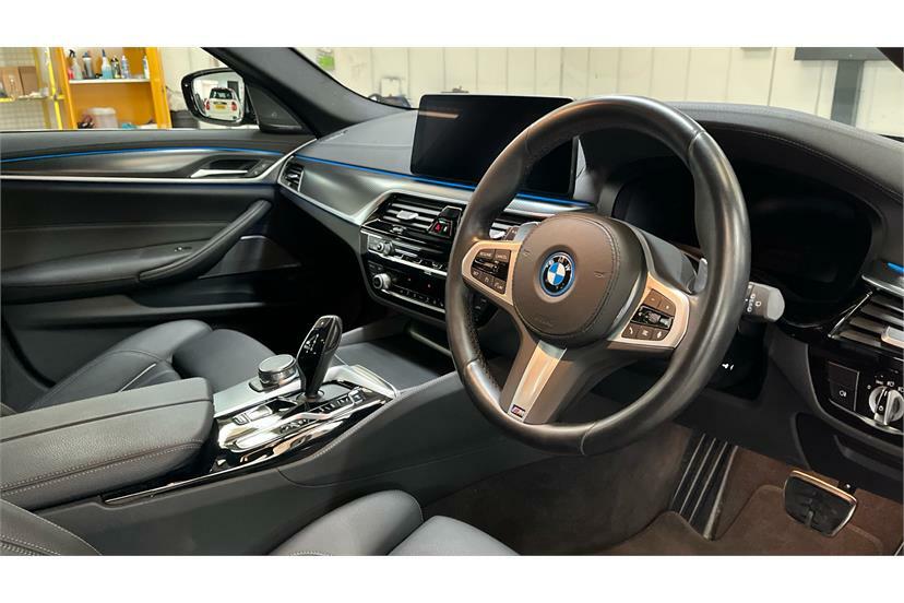 BMW 5 Series 530E M Sport Tech Pack Blue #6