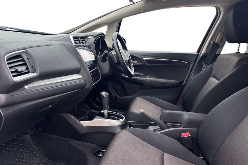Honda Jazz 1.3 I-vtec Ex Cvt DA17KHD Red #2