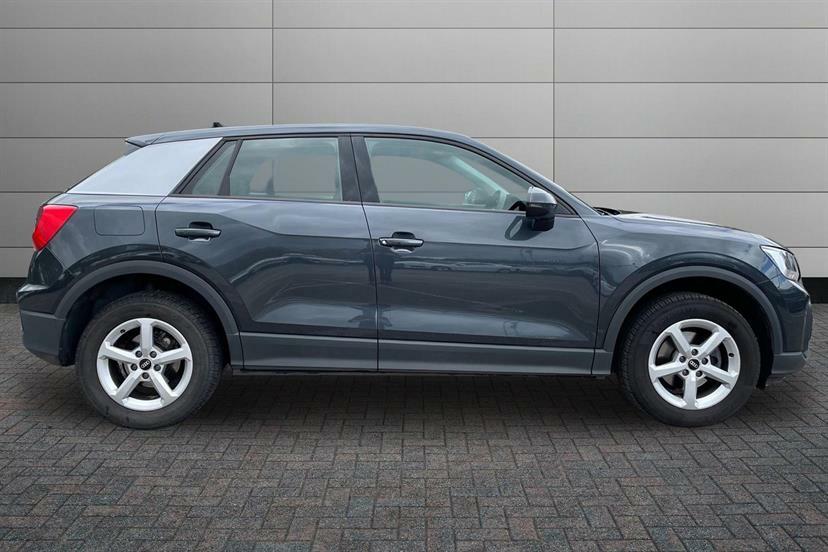 Audi Q2 30 Tfsi Technik DK71WGD Grey #4