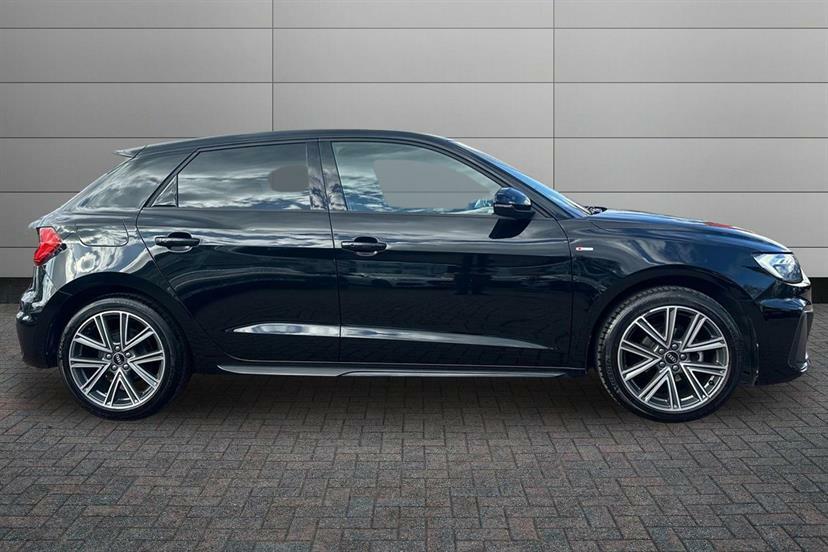 Audi A1 25 Tfsi S Line S Tronic EF74WRA Black #4