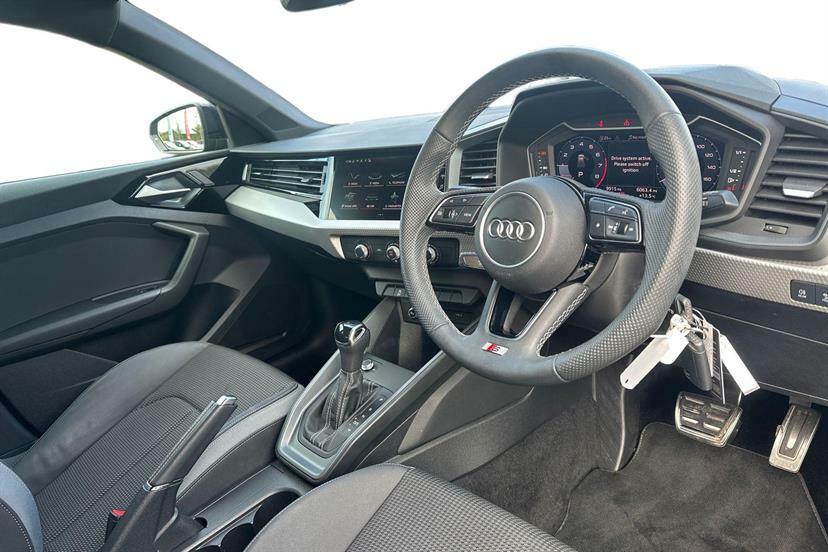 Audi A1 25 Tfsi S Line S Tronic EF74WRA Black #6