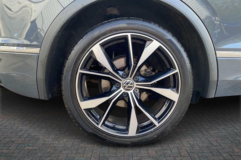 Volkswagen Tiguan 1.5 Tsi 150 R-line Dsg MJ72NJN Grey #5