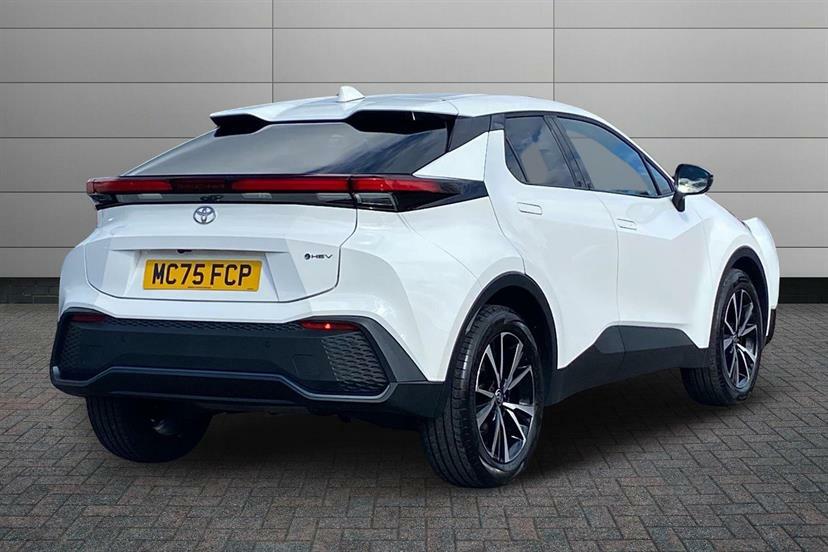 Toyota C-Hr 1.8 Hybrid Design Cvt White #2