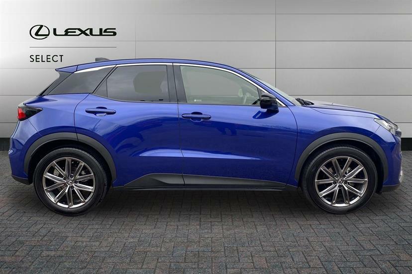 Lexus LBX 1.5 Premium Plus E-cvt GX25YXN Blue #4