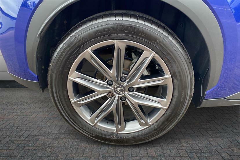 Lexus LBX 1.5 Premium Plus E-cvt GX25YXN Blue #5
