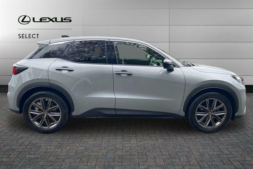 Lexus LBX 1.5 Premium Plus E-cvt FN75SBZ Grey #4
