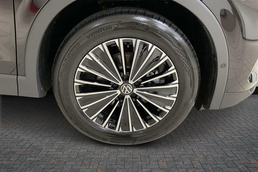 Volkswagen Tiguan 1.5 Etsi 150 Match Dsg EJ75NVK Black #5