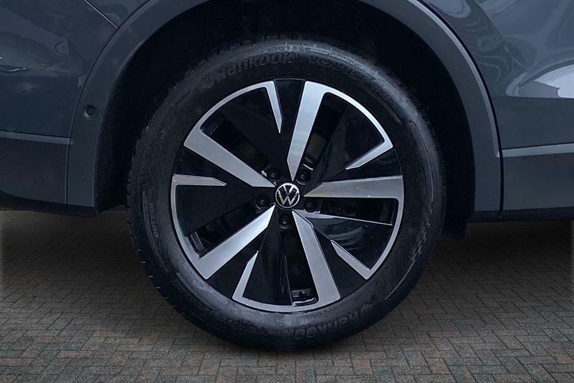 Volkswagen Tiguan 2.0 Tdi Elegance Dsg CX25YBR Grey #5