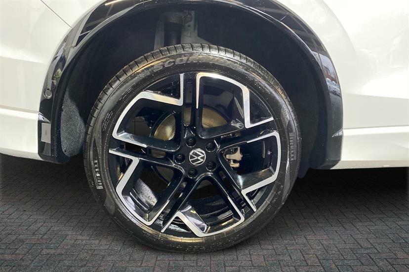 Volkswagen Tiguan 1.5 Etsi 150 R-line Dsg MT75FNZ White #5