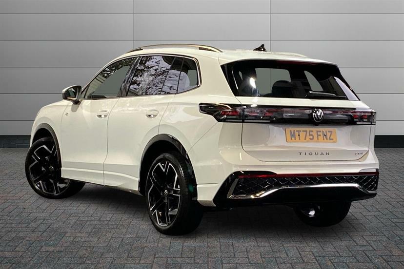 Volkswagen Tiguan 1.5 Etsi 150 R-line Dsg MT75FNZ White #3