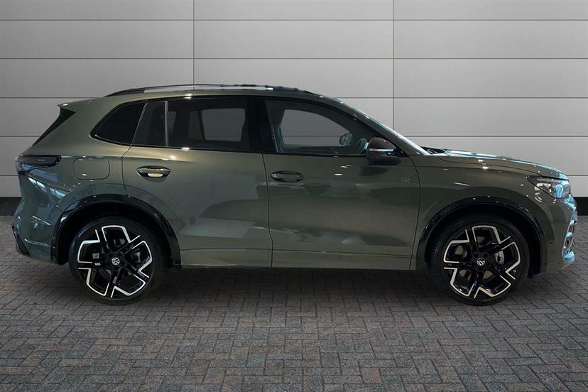 Volkswagen Tiguan 2.0 Tdi R-line Dsg EF75KWD Green #4