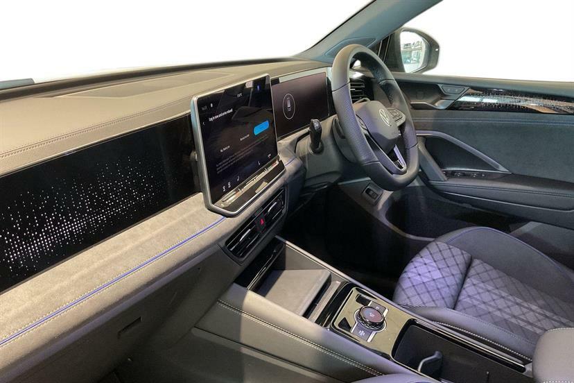 Volkswagen Tiguan 2.0 Tdi R-line Dsg EF75KWD Green #2