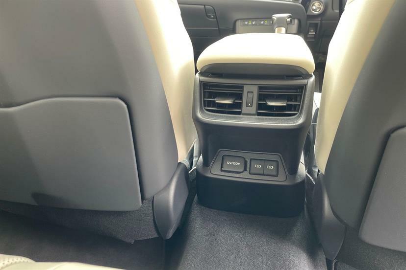 Lexus ES 300H 2.5 Premium Plus Cvt Red #35