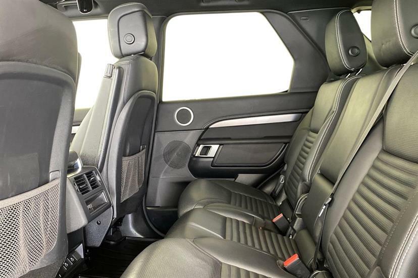 Land Rover Discovery 3.0 D300 R-dynamic Se LX72MWE Brown #4
