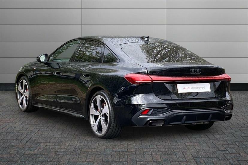 Audi A5 2.0 Tfsi 204 Edition 1 S Tronic WU26EYR Black #3