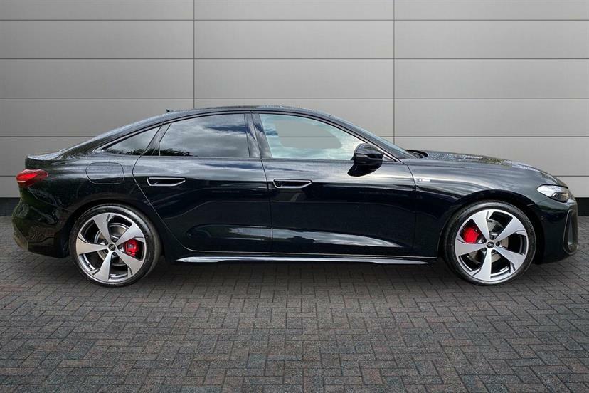 Audi A5 2.0 Tfsi 204 Edition 1 S Tronic WU26EYR Black #4