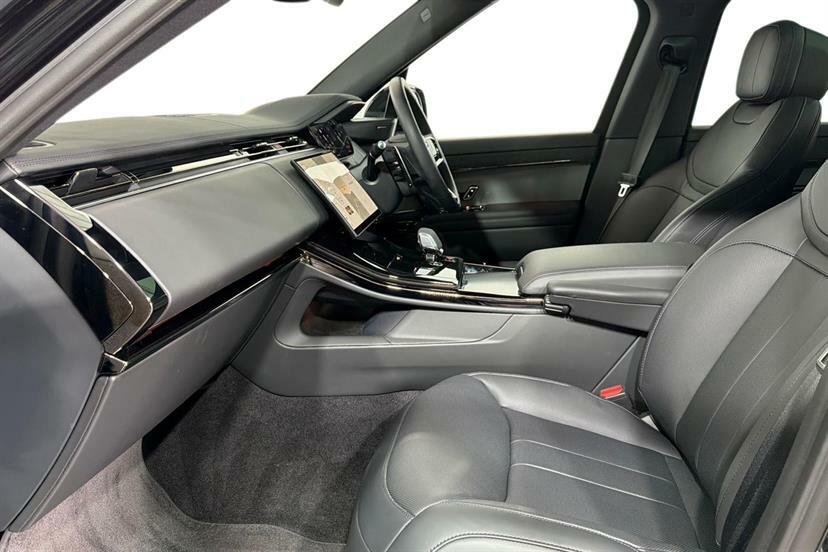 Land Rover Range Rover Sport 3.0 D300 Dynamic Se FJ75UJT Black #3