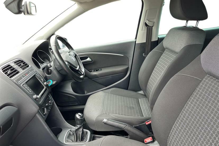 Volkswagen Polo 1.0 Match Black #2