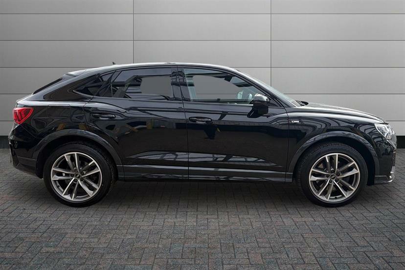 Audi Q3 40 Tdi 200 Quattro Black Ed S Tronic Cs KN22NDV Black #4