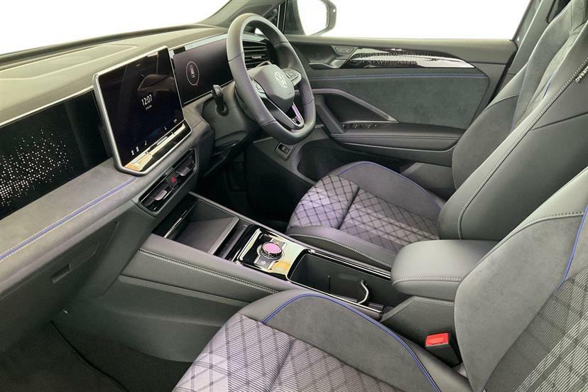 Volkswagen Tiguan 1.5 Etsi 150 R-line Dsg AO26OOD Grey #2