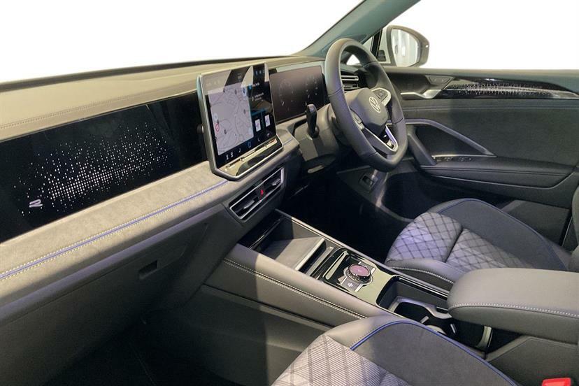 Volkswagen Tiguan 2.0 Tdi R-line Dsg EX26AAY White #2