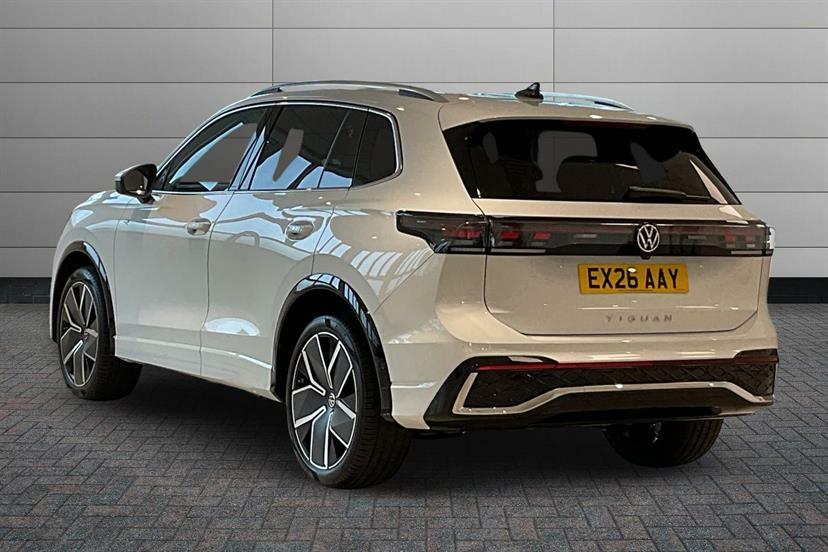 Volkswagen Tiguan 2.0 Tdi R-line Dsg EX26AAY White #3