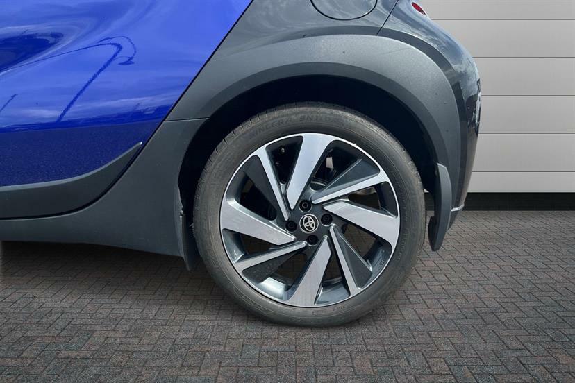 Toyota Aygo X 1.0 Vvt-i Edge MT72YAV Blue #5