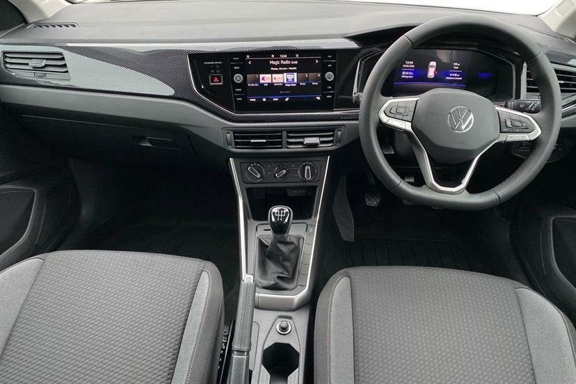Volkswagen Polo 1.0 Tsi Match ME75EXB White #6