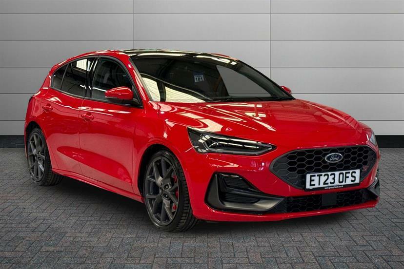 Ford Focus 2.3 Ecoboost St Red