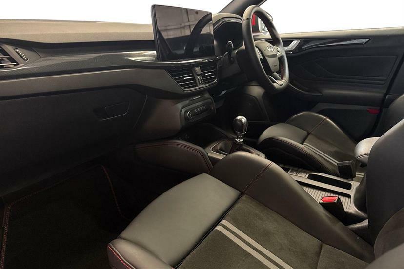 Ford Focus 2.3 Ecoboost St ET23OFS Red #2
