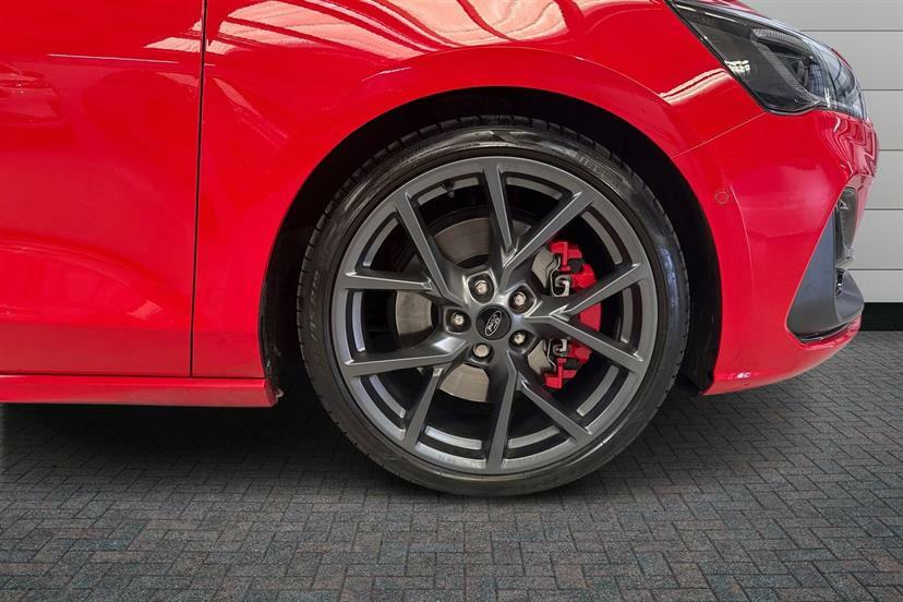 Ford Focus 2.3 Ecoboost St ET23OFS Red #5
