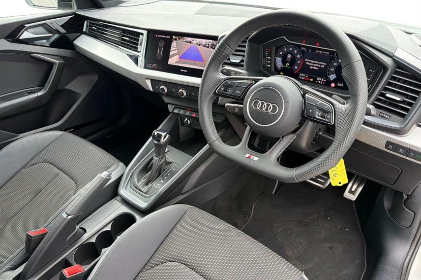 Audi A1 30 Tfsi Black Edition S Tronic EK75FLG Silver #6