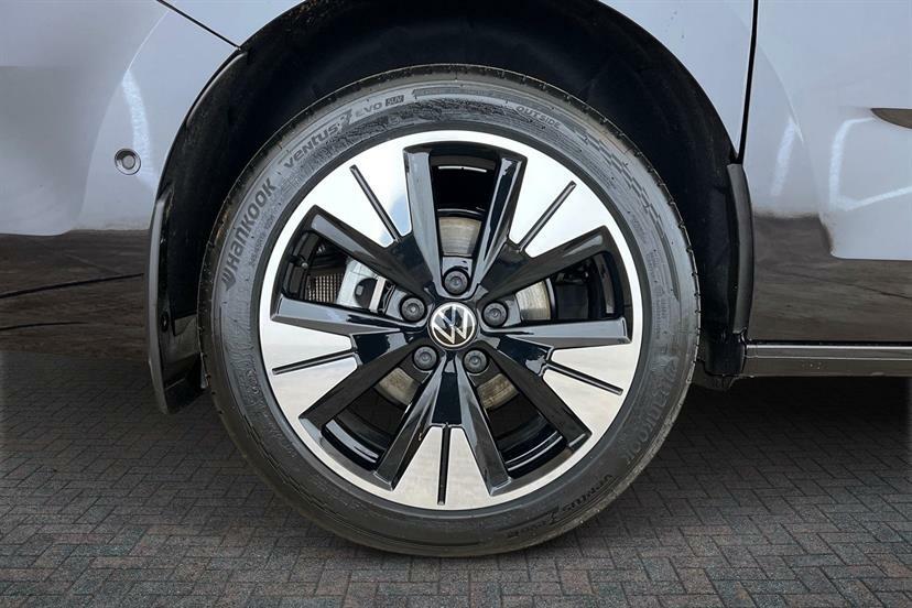 Volkswagen Multivan 2.0 Tdi Style Lwb Dsg AO26FUP Black #5